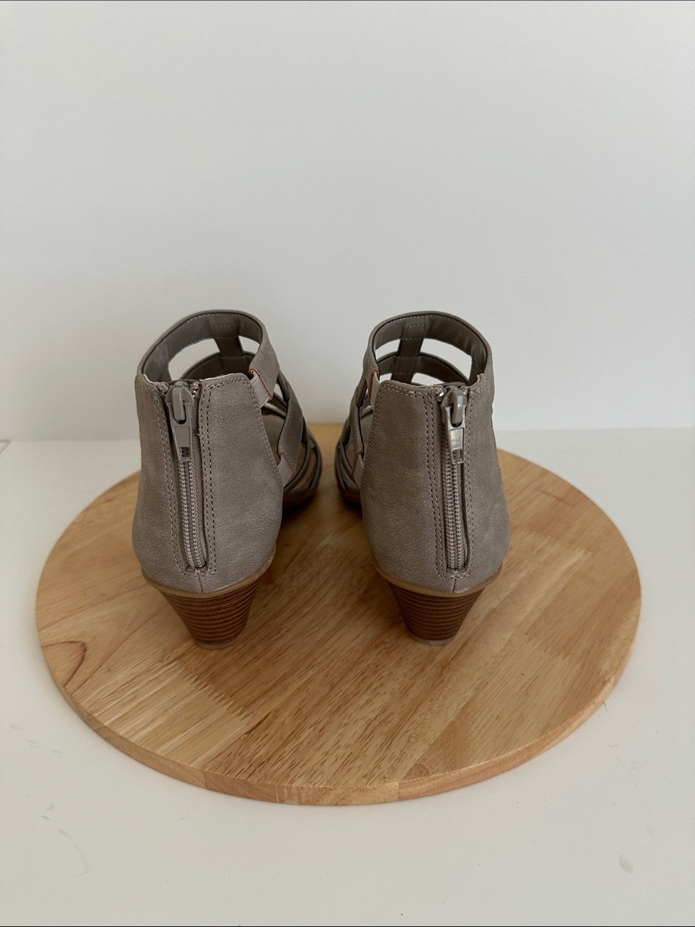 Easy Street Womens Marg Heeled Sandals View 4